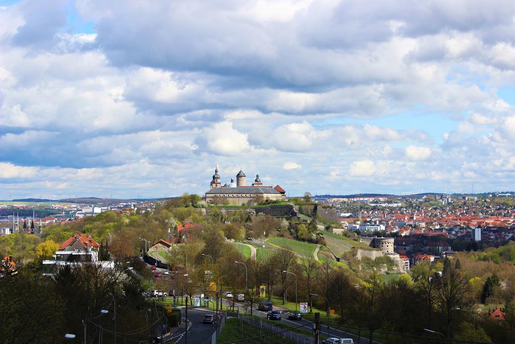 Hotel Wittelsbacher Hoh Würzburg Eksteriør billede