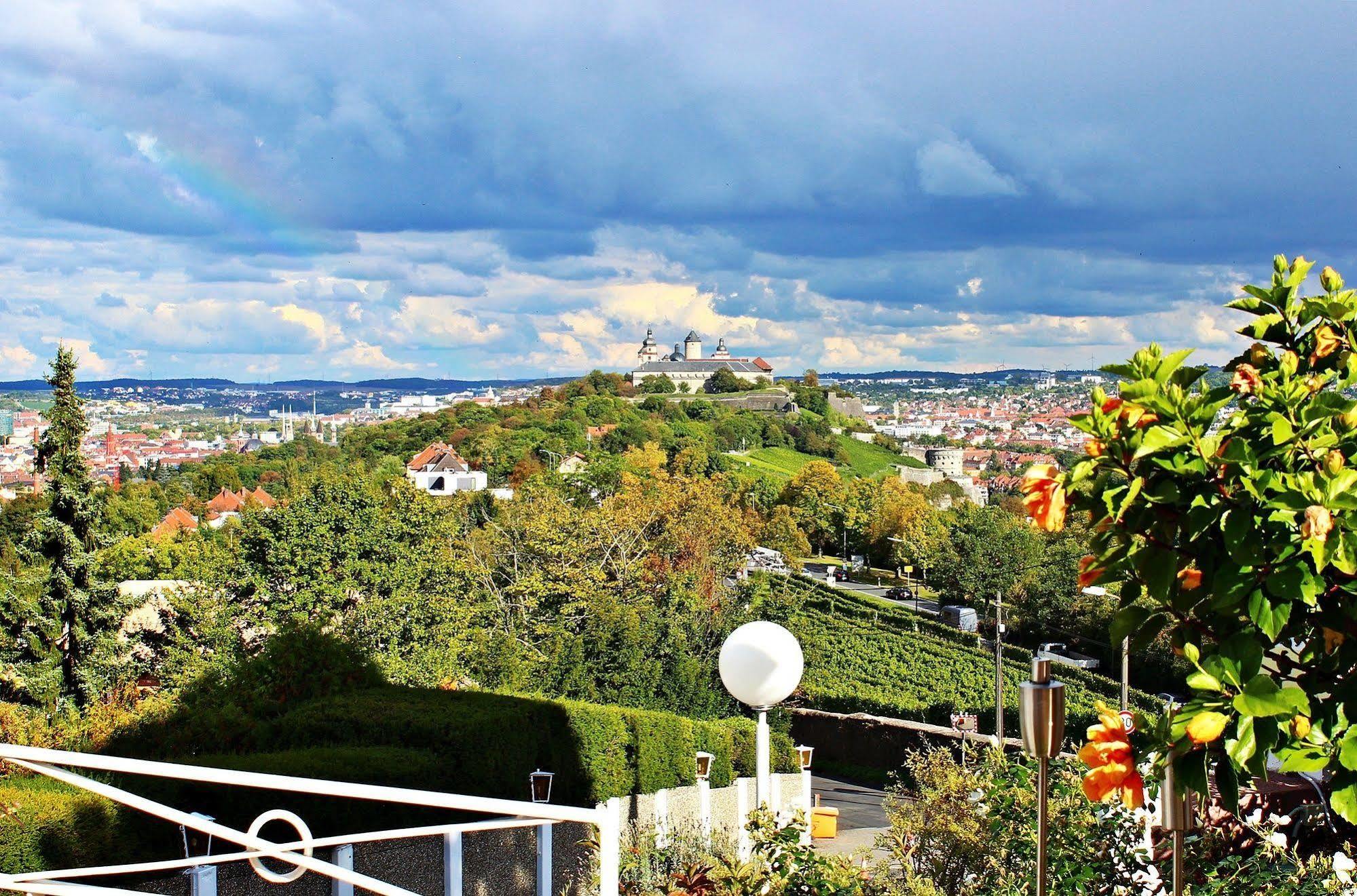 Hotel Wittelsbacher Hoh Würzburg Eksteriør billede